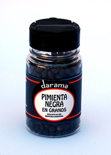 Pimienta negra en granos Image